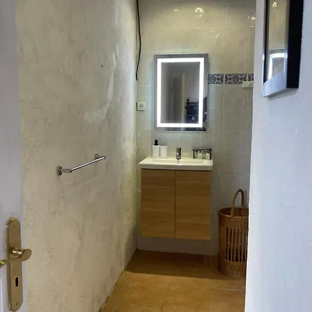 Tatil Evi Beautiful One Bedroom Near Jonzac *